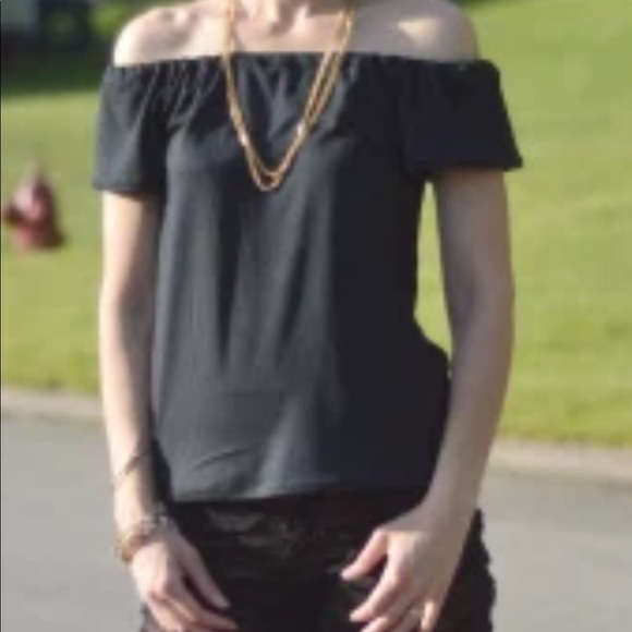 Old Navy Tops - Old Navy Gray XXL Off The Shoulder Tee